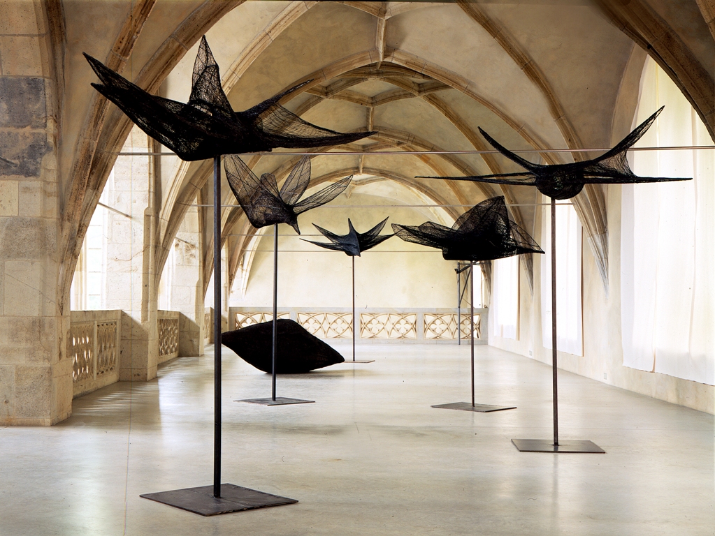 MAGDALENA ABAKANOWICZ -  Magdalena Abakanowicz